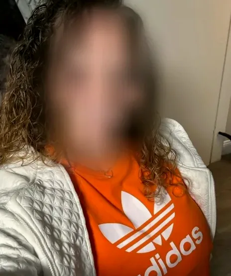 Antonia, 39