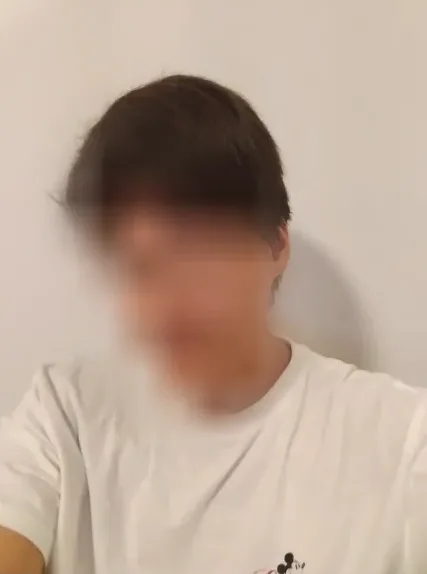 Linda, 22