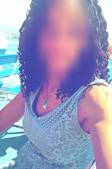 Merle, 34
