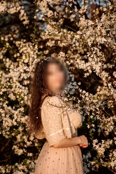 Mira, 35