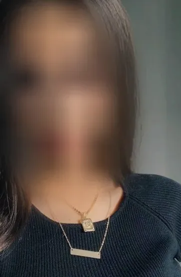 Sarah, 30